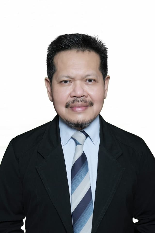 Mohamad Miftah OJK